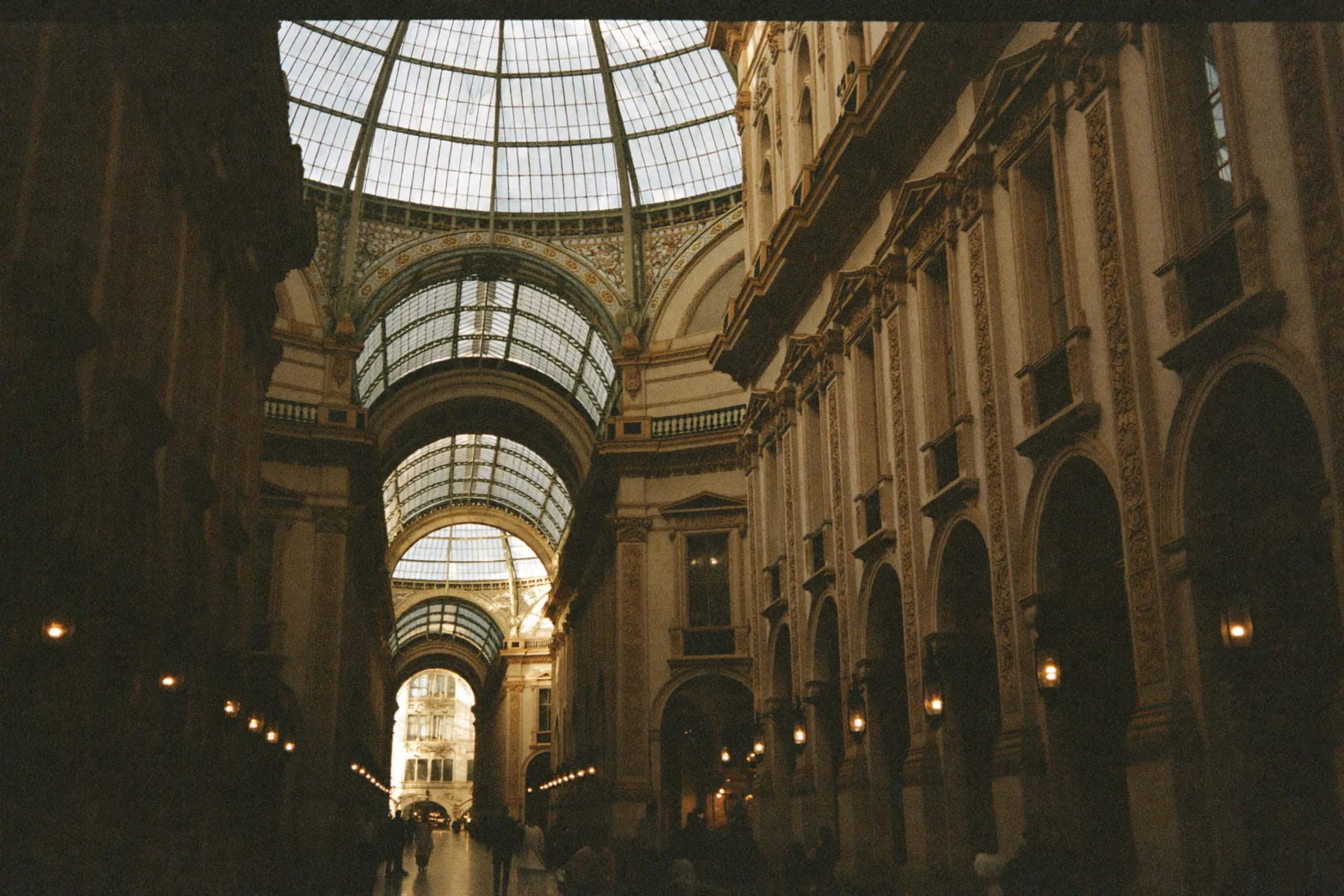 A Cleveland Arcade Wedding