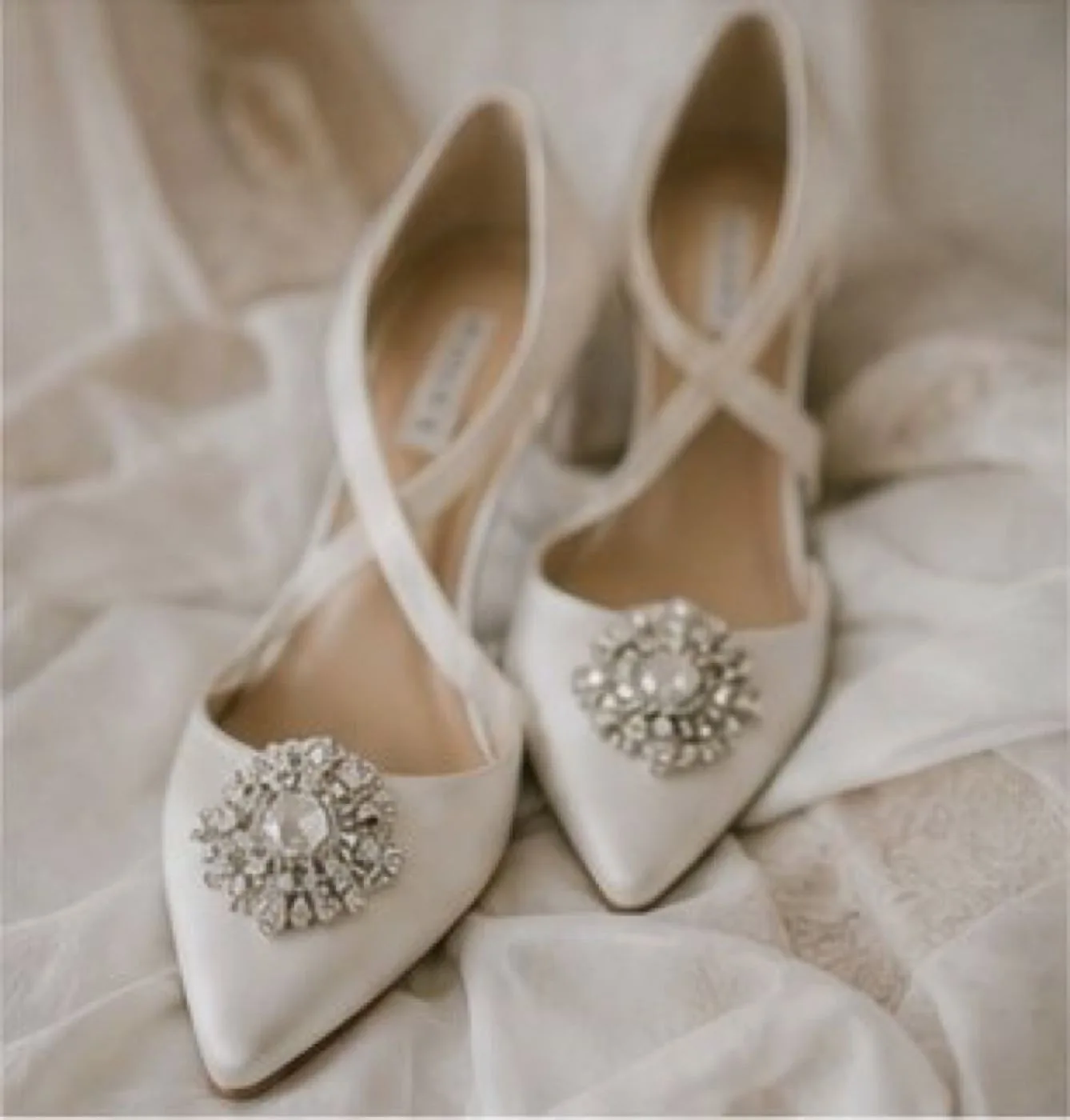 Jeweled bridal heels, wedding detail